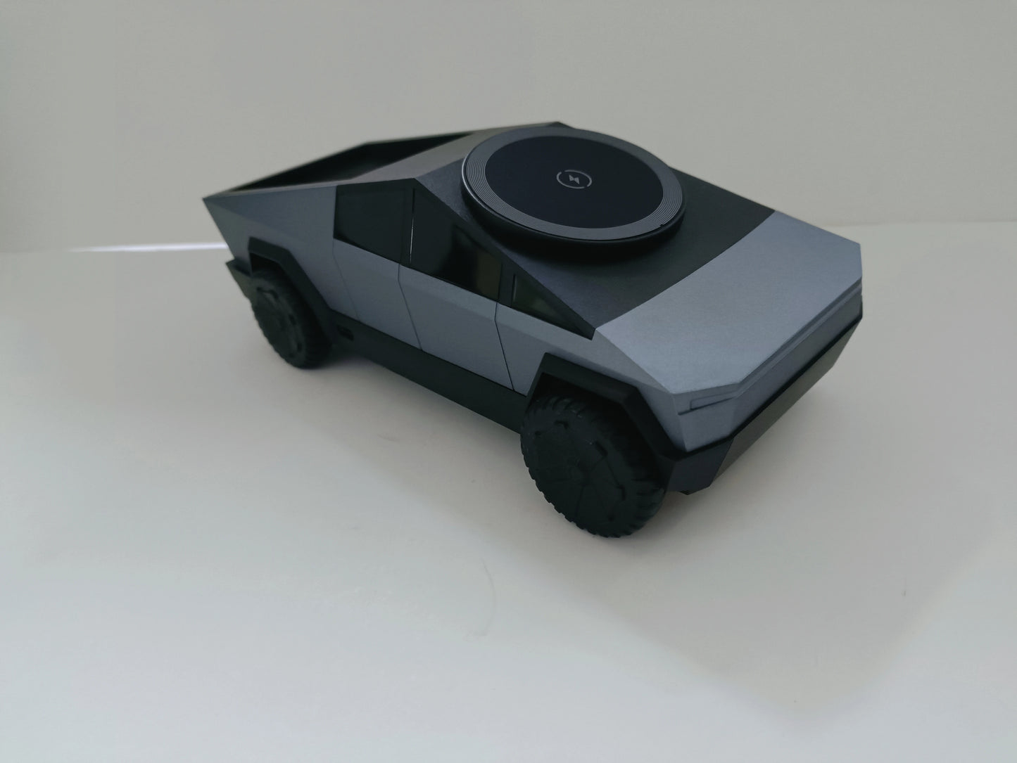 Cybertruck Magnetic Wireless Charger 3-In-1 Wireless Charger Magnetic 15W Fast Charging Mobile Charger